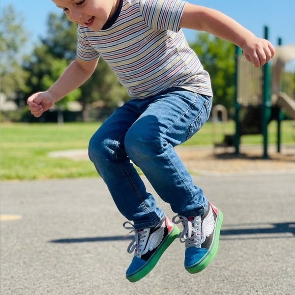 Vans Marvel Avengers Sneakers Sz 10.5 - Picture 9 of 9